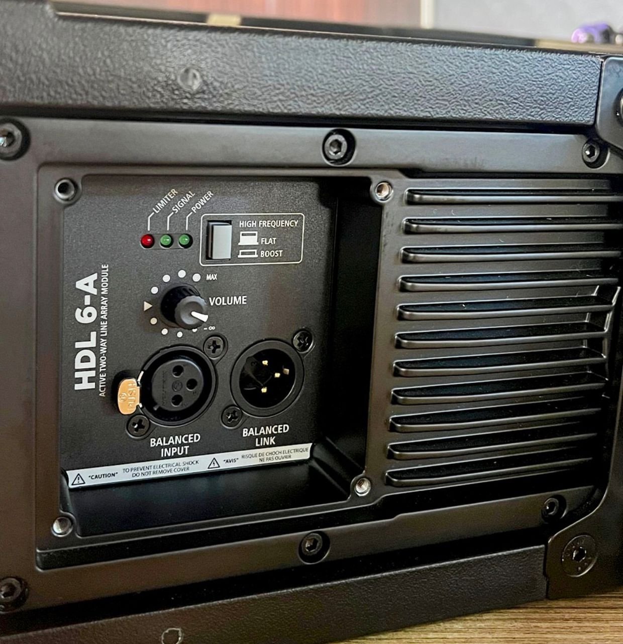 RCF HDL 6-A Active Line Array Module — Excellent Condition - Image 5