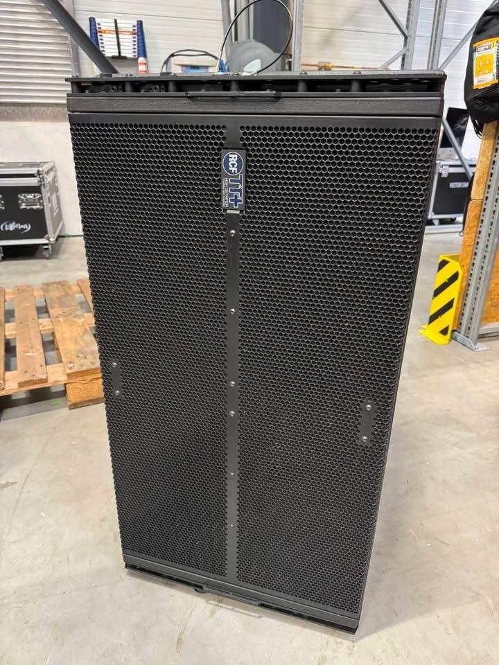 RCF TTS 36-A subwoofer