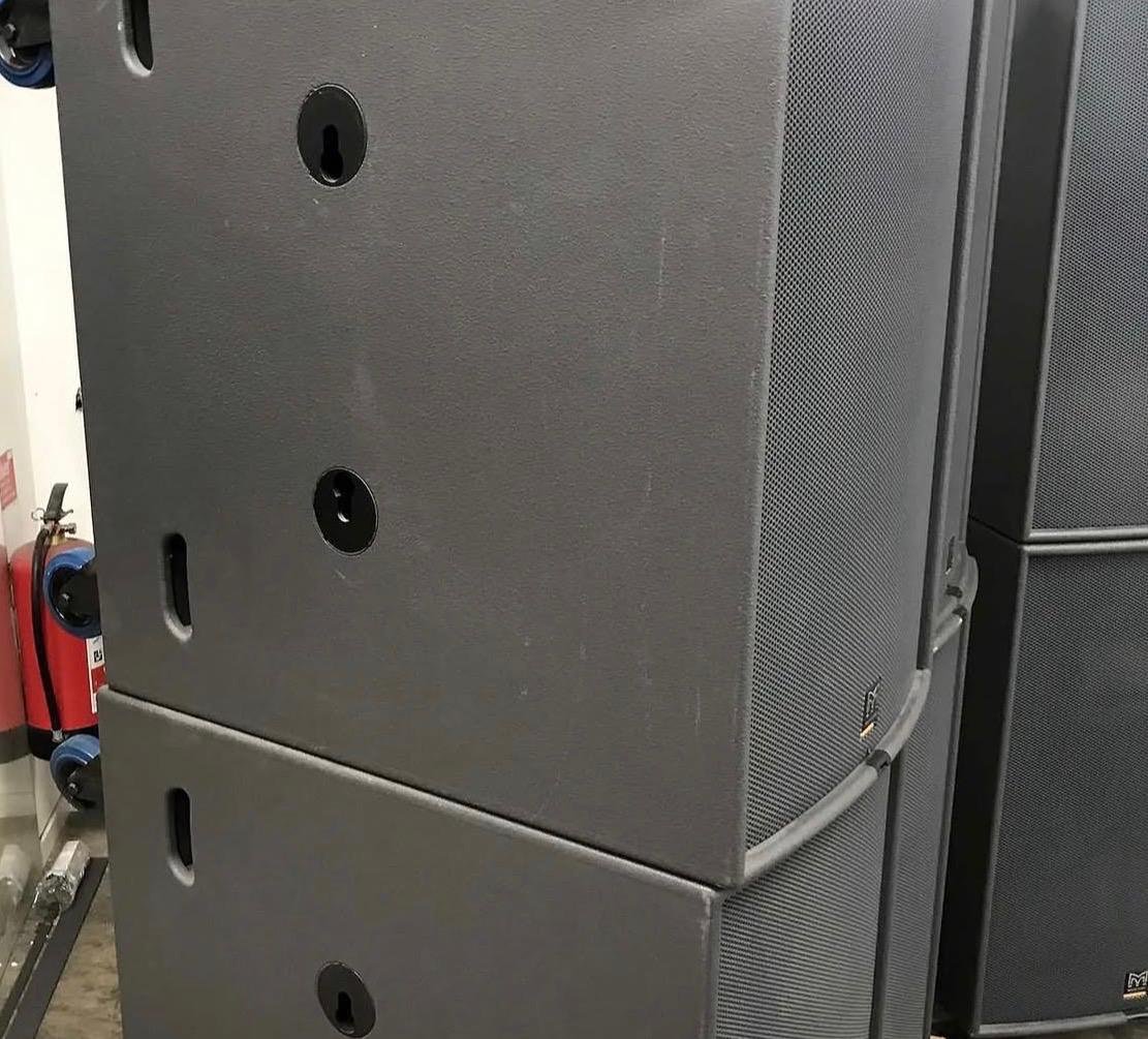 Martin Audio W8 Professional Line Array Loudspeaker | Excellent Condition - Image 2