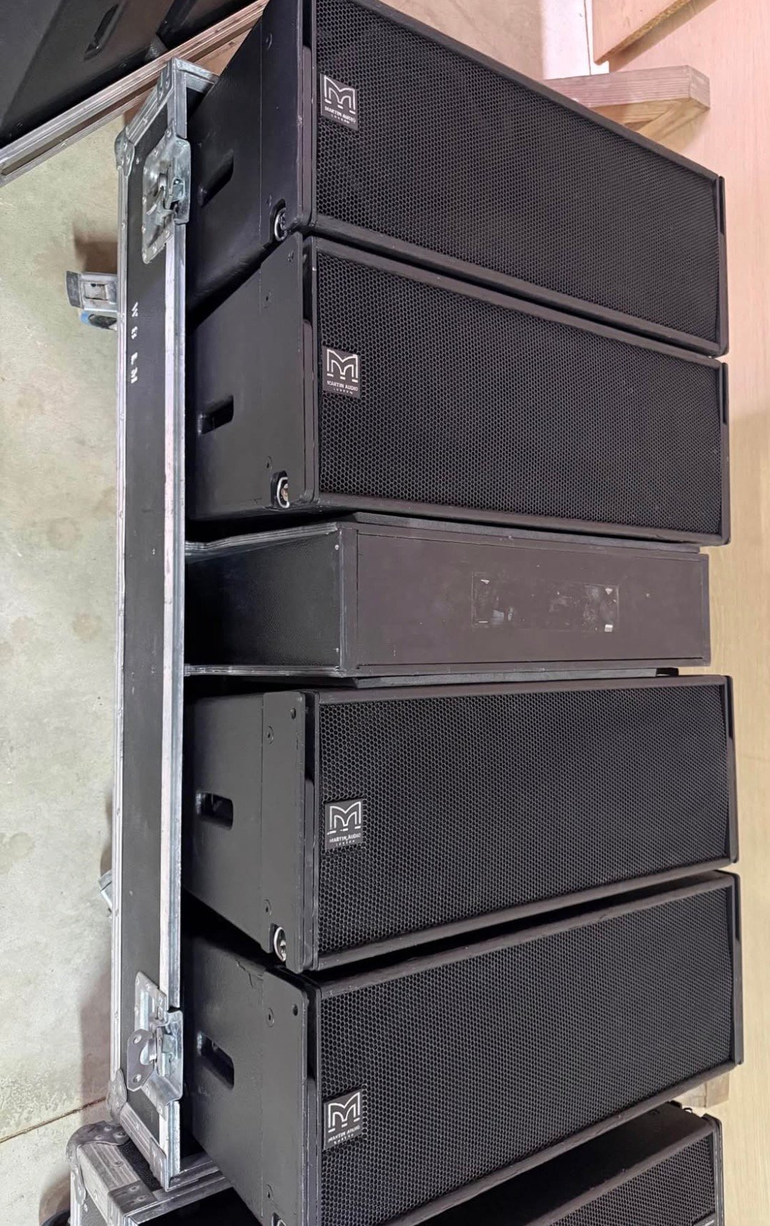 Martin Audio W8LMD line array loudspeakers