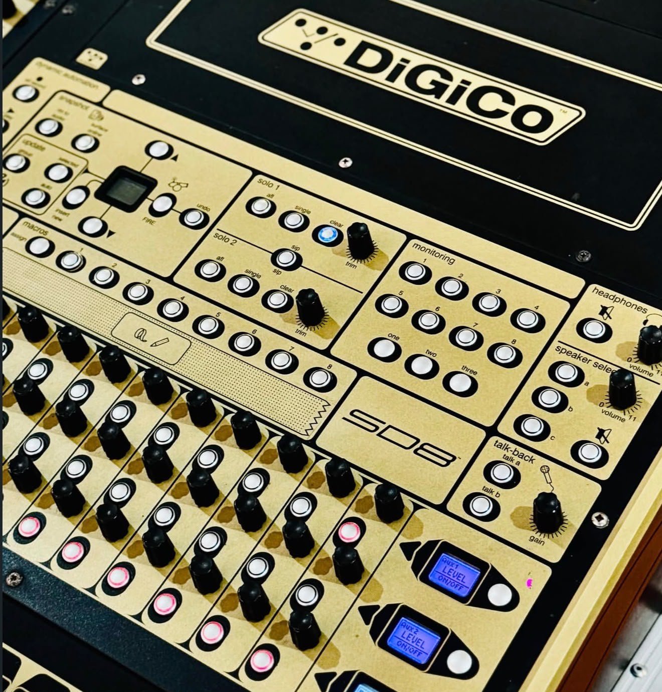 DiGiCo SD8 Digital Mixing Console – Excellent Condition - Image 6
