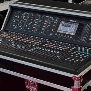 Midas M32 digital mixing console in excellent condition